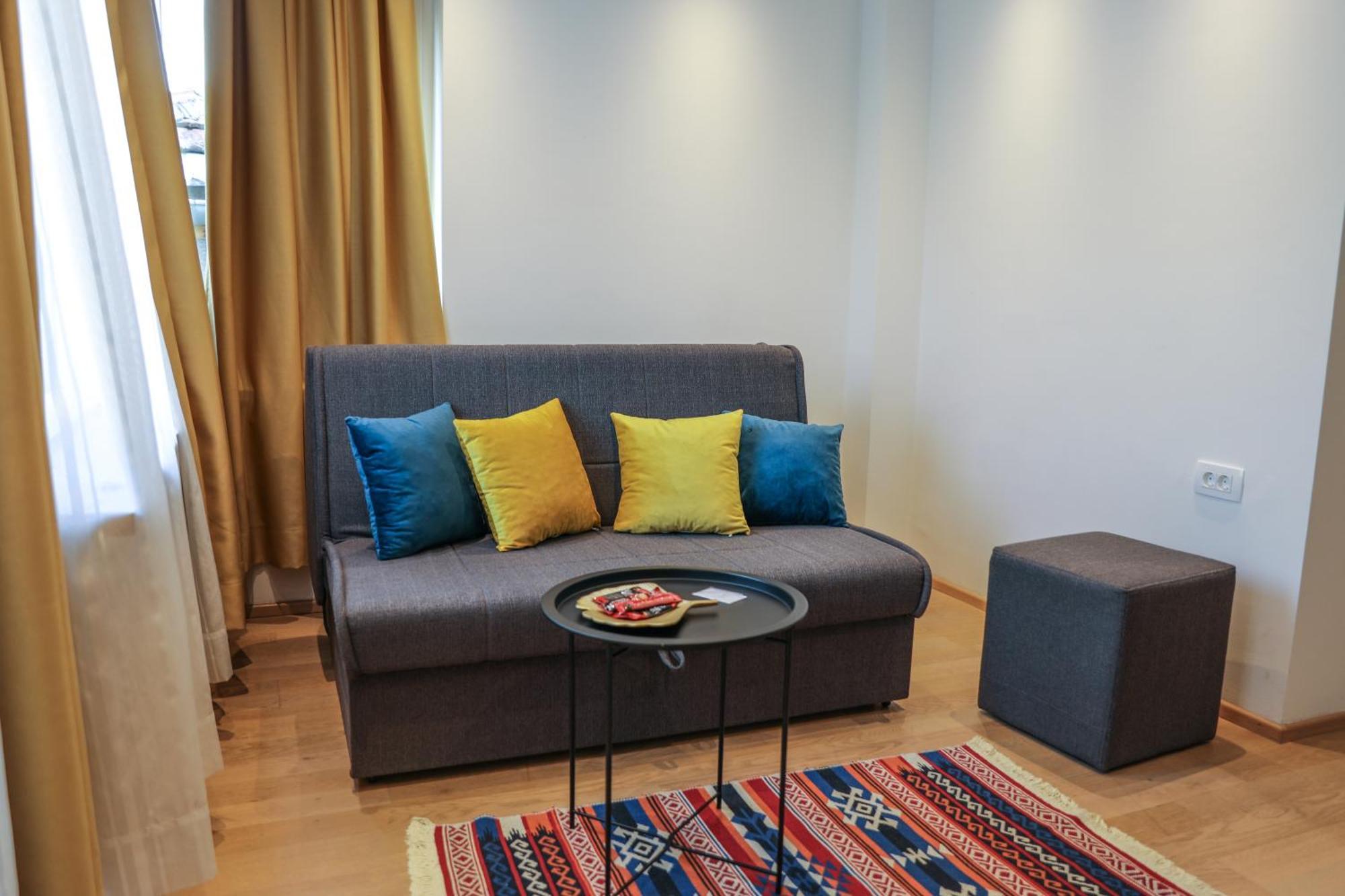 Studio Apartments Visit Point SJJ Eksteriør billede