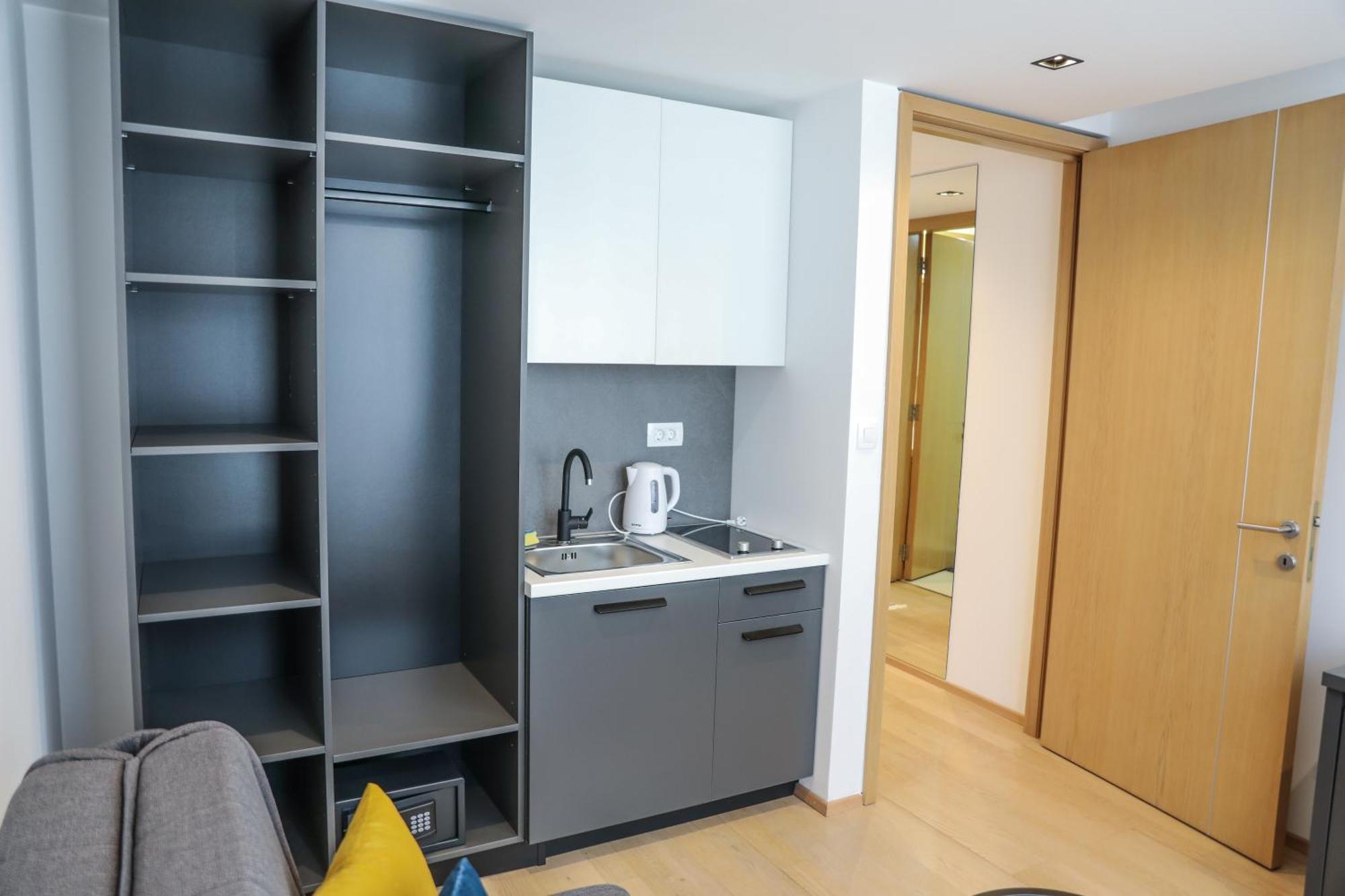 Studio Apartments Visit Point SJJ Eksteriør billede