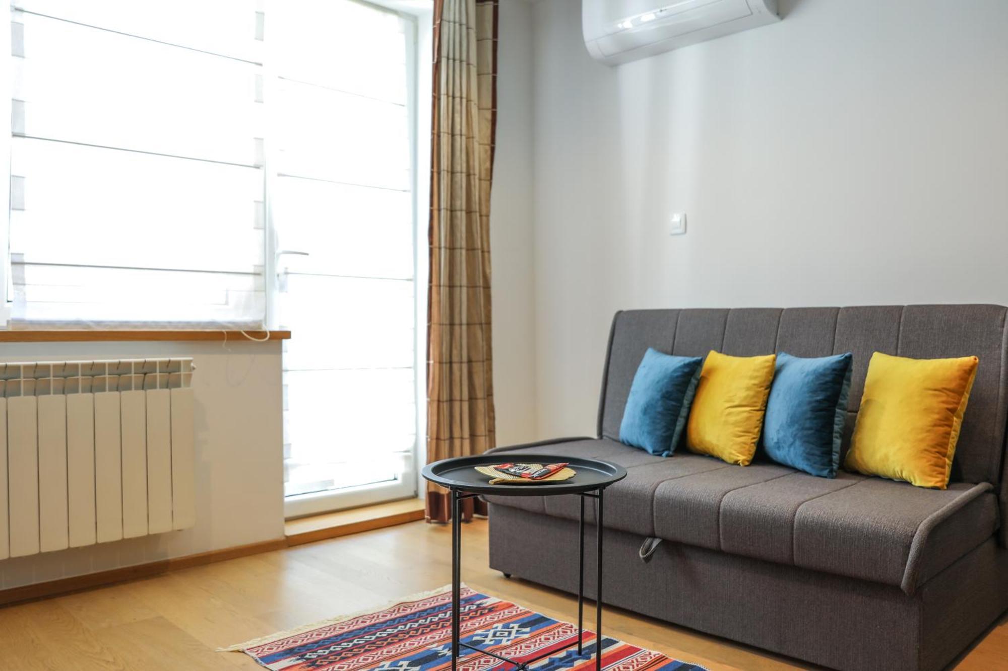 Studio Apartments Visit Point SJJ Eksteriør billede