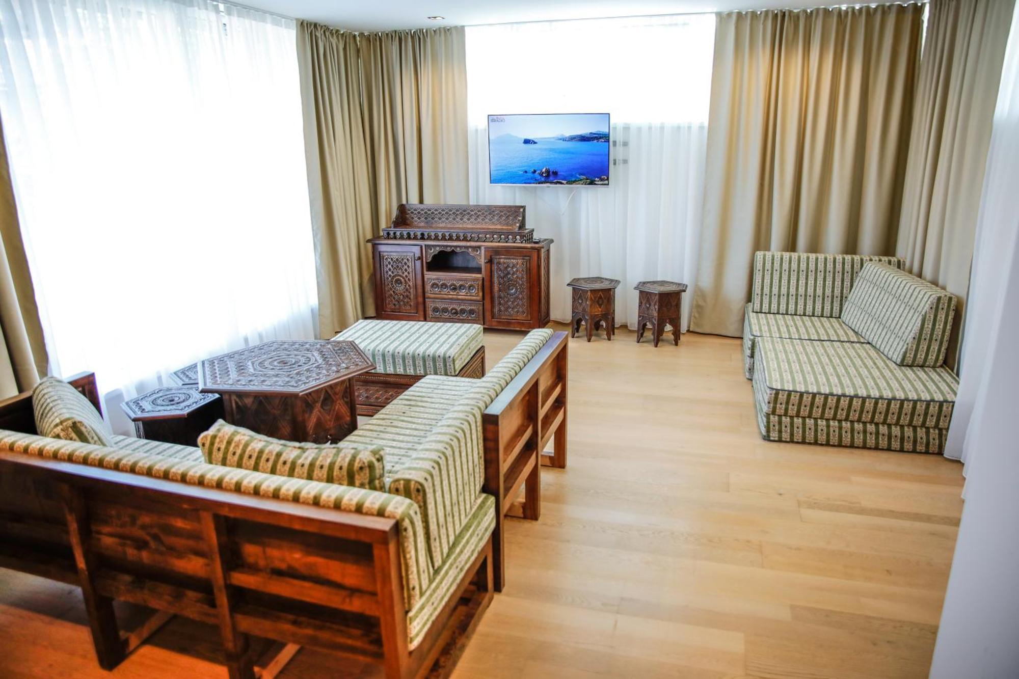 Studio Apartments Visit Point SJJ Eksteriør billede