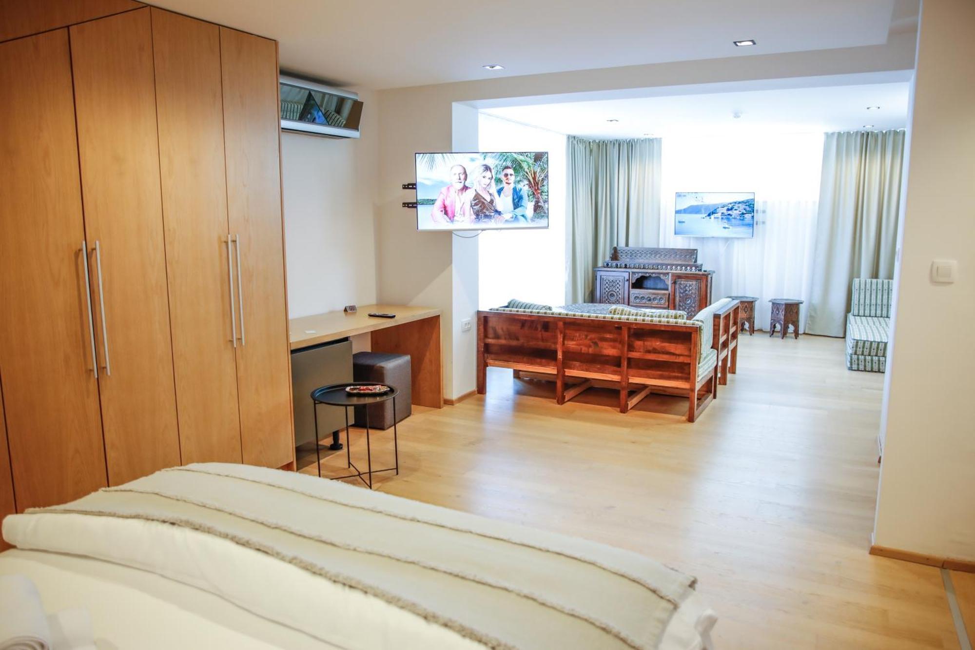 Studio Apartments Visit Point SJJ Eksteriør billede